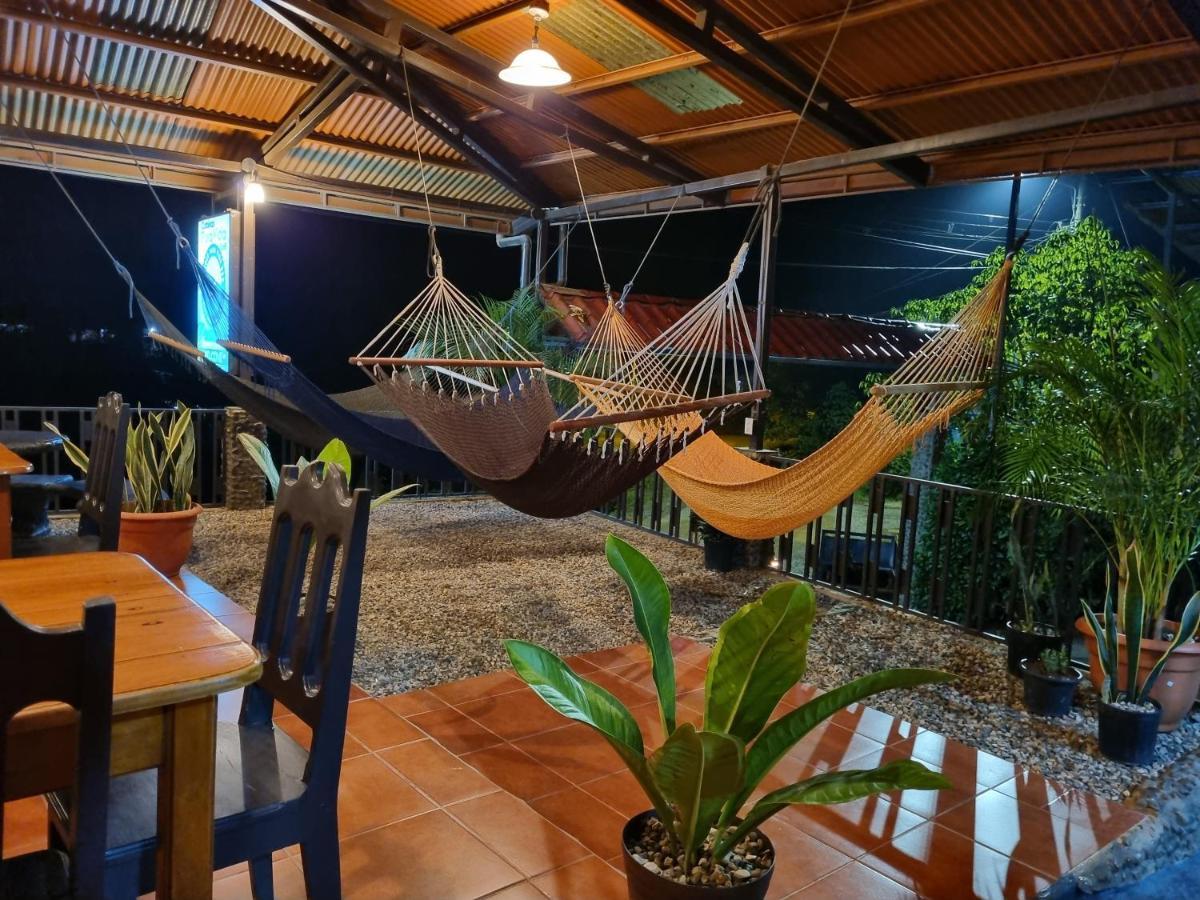 Cabinas Pura Vida B&B Tour Operator Drakes Bay 外观 照片